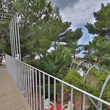 Villa A Pirovac Exterior photo