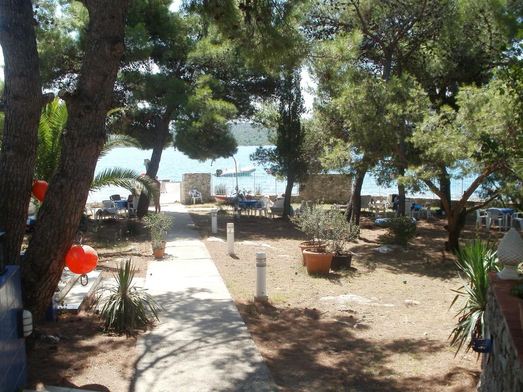 Apartment A Pirovac
